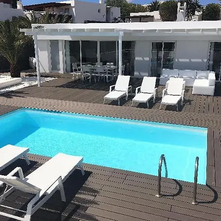 Playa Blanca Sleeps 6 Pool Air Con Wifi Casa de Férias