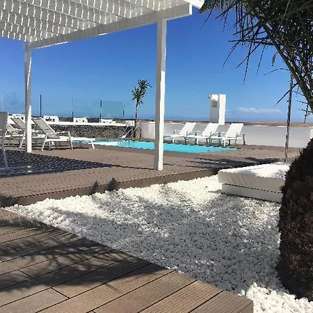 Playa Blanca Sleeps 6 Pool Air Con Wifi Casa de Férias